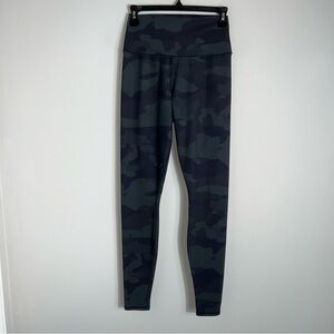 Alo Yoga Women's High Rise Leggings-Camo-29" Inseam-Size Small